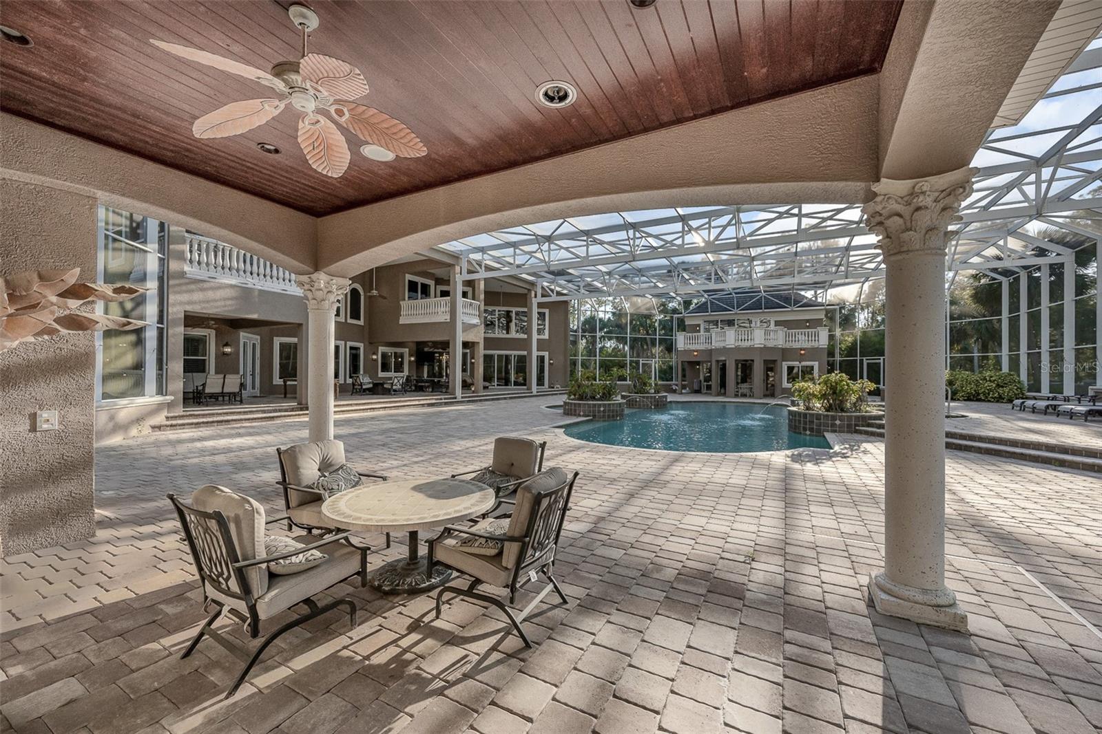 WHISPERING CREEK UNIT 02 - Residential