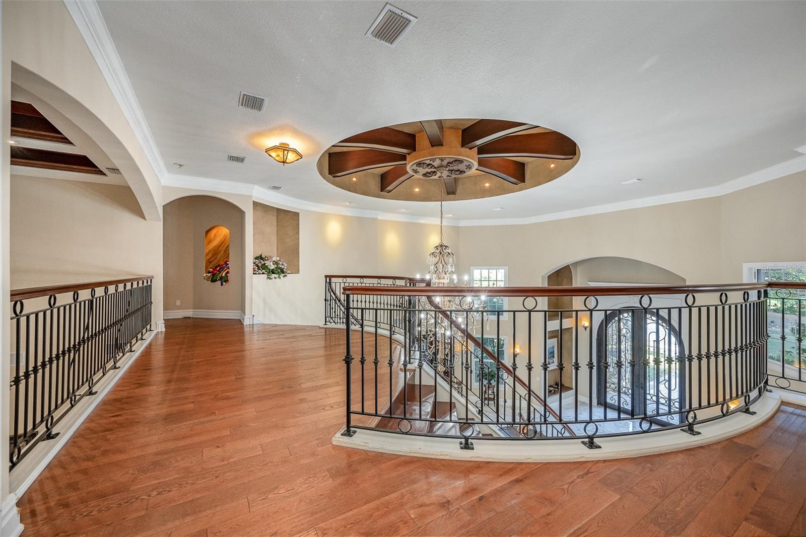 WHISPERING CREEK UNIT 02 - Residential