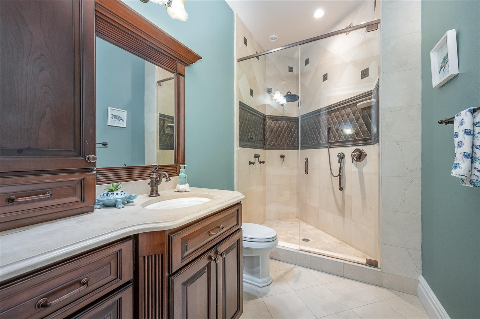 WHISPERING CREEK UNIT 02 - Residential