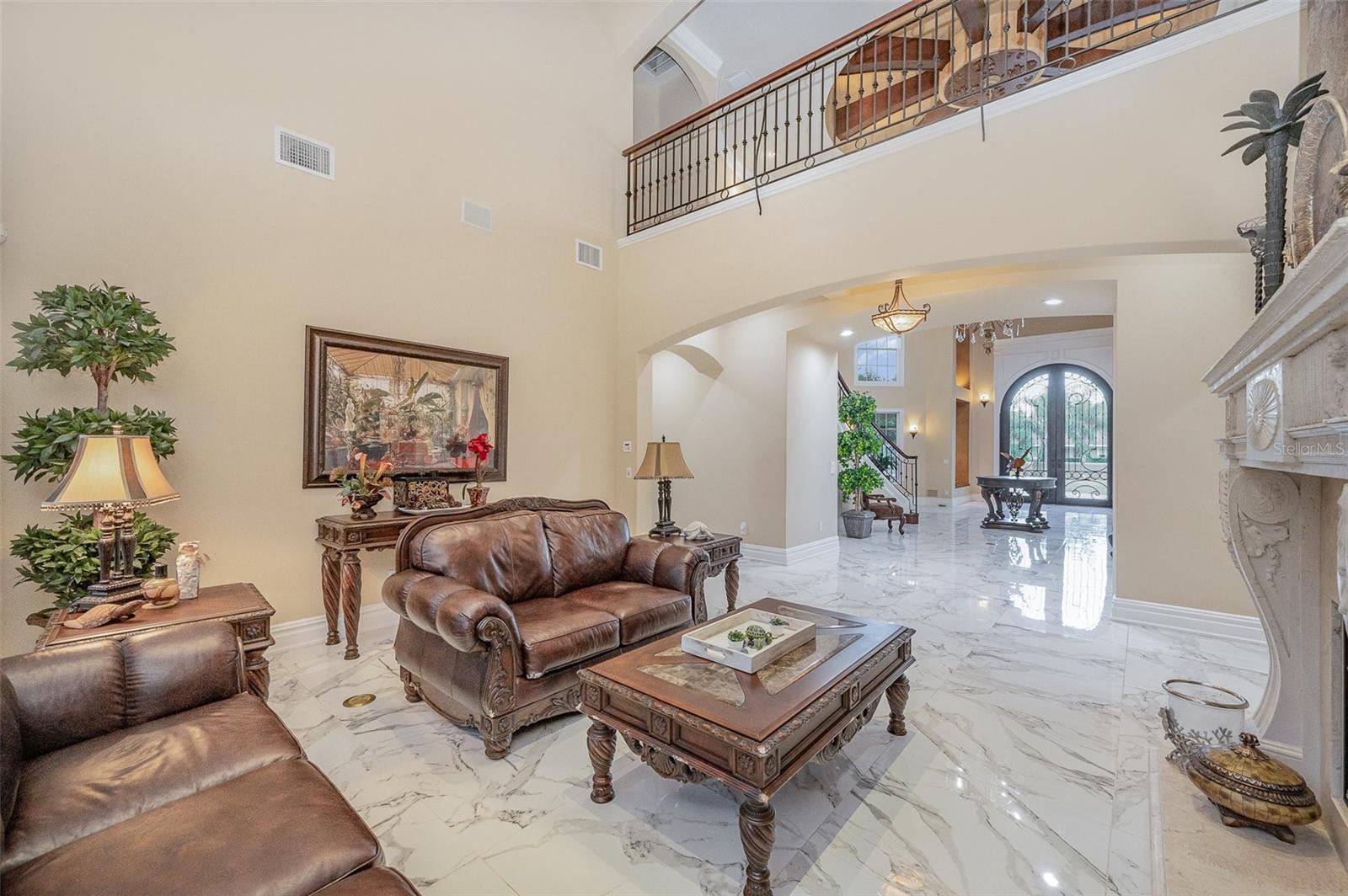 WHISPERING CREEK UNIT 02 - Residential