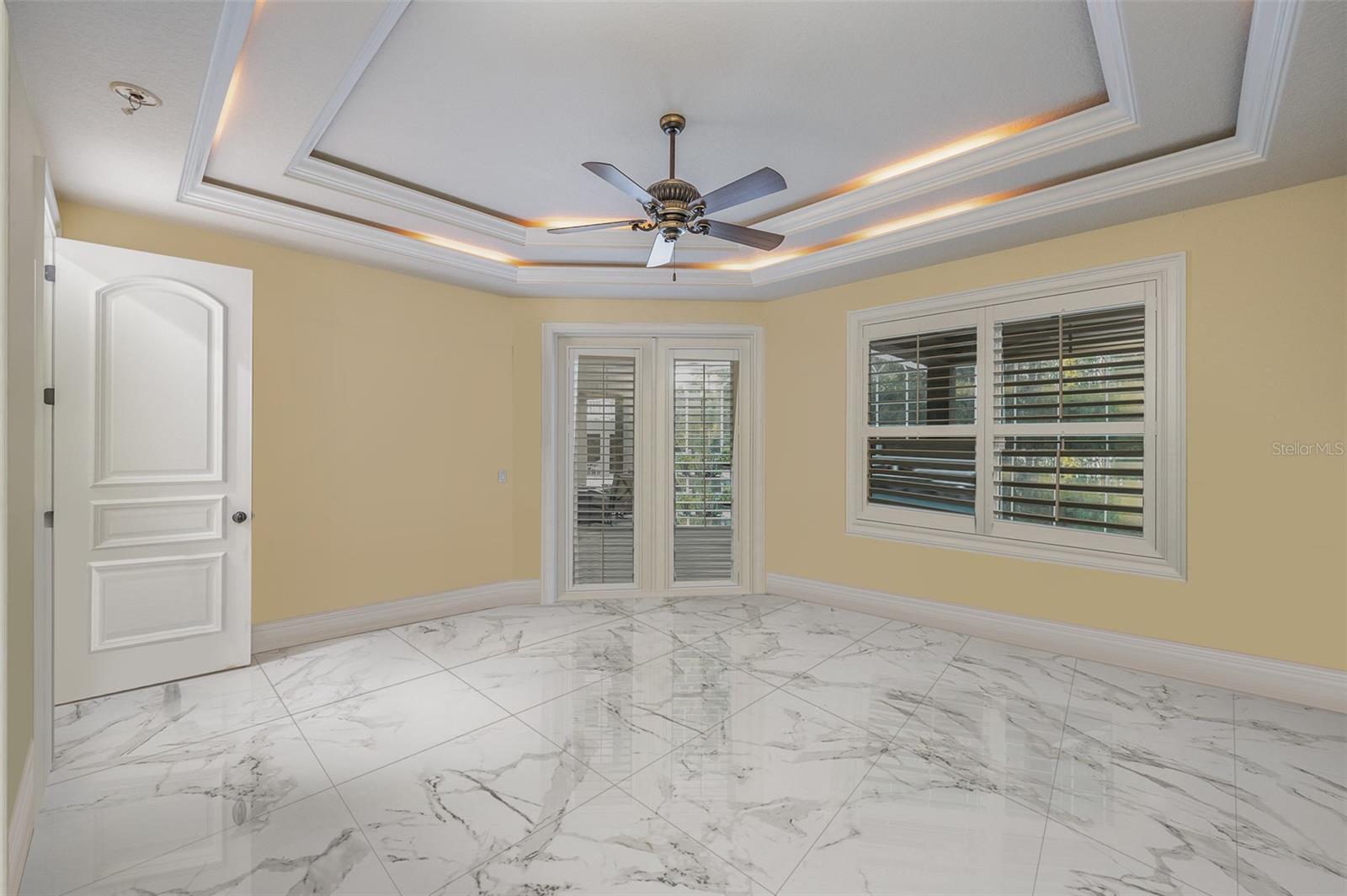 WHISPERING CREEK UNIT 02 - Residential