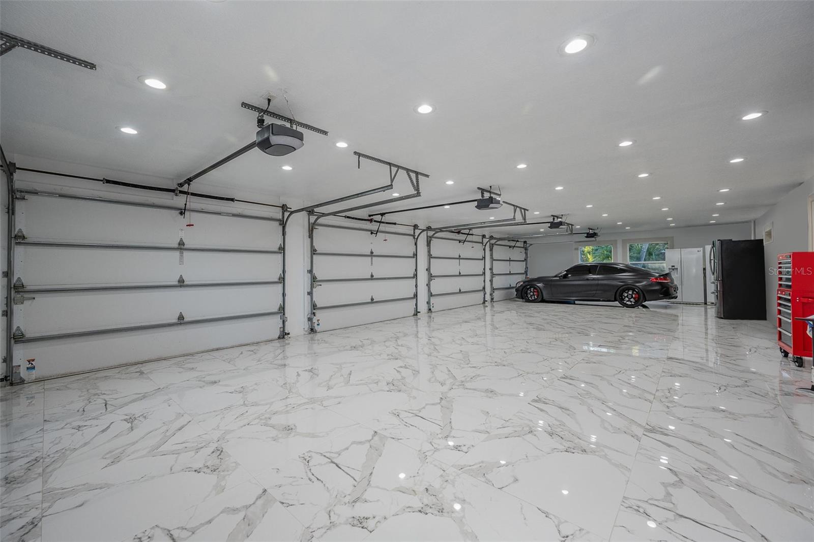 WHISPERING CREEK UNIT 02 - Residential