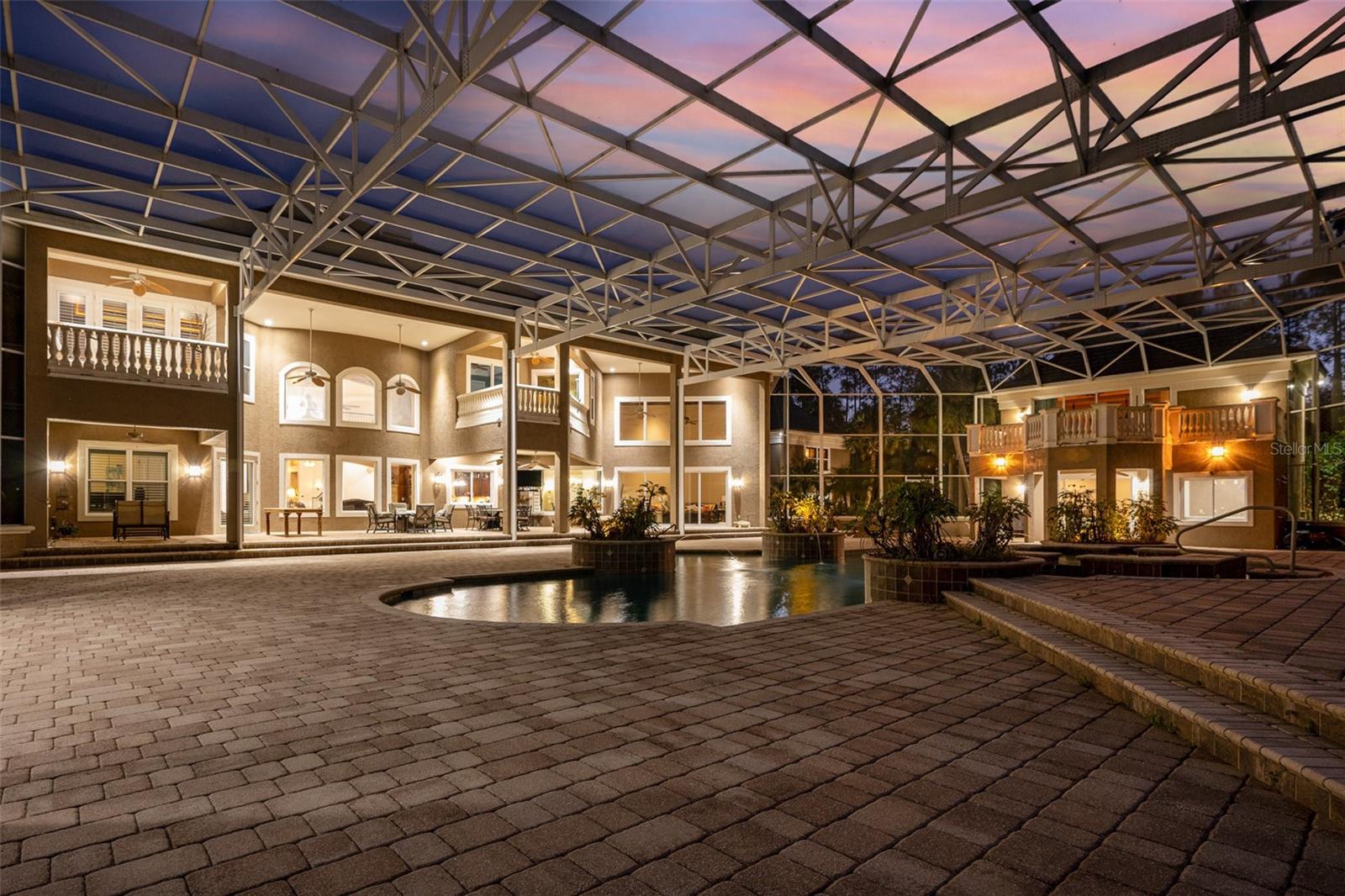 WHISPERING CREEK UNIT 02 - Residential