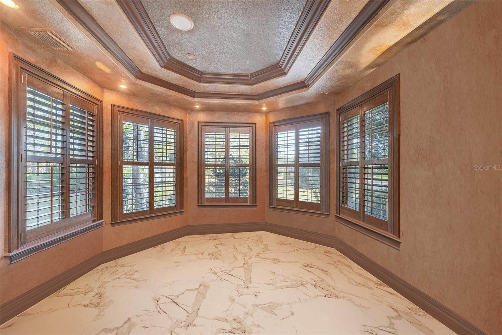 WHISPERING CREEK UNIT 02 - Residential