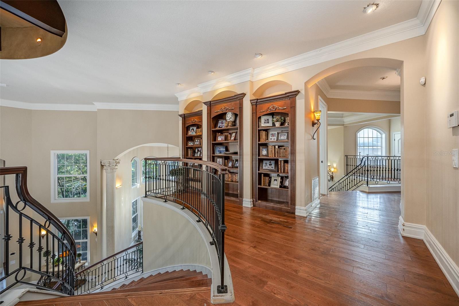 WHISPERING CREEK UNIT 02 - Residential