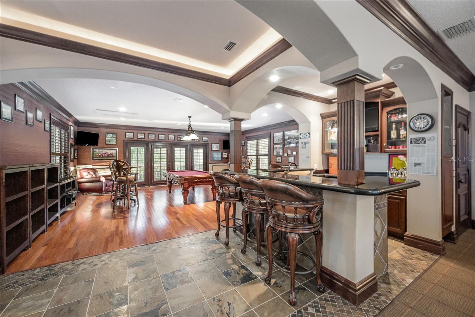 WHISPERING CREEK UNIT 02 - Residential