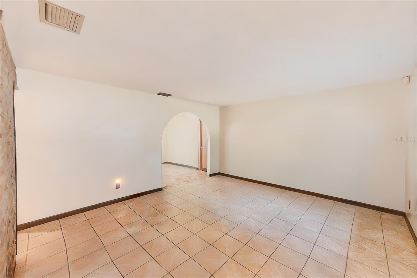 4707 E TEMPLE HEIGHTS ROAD