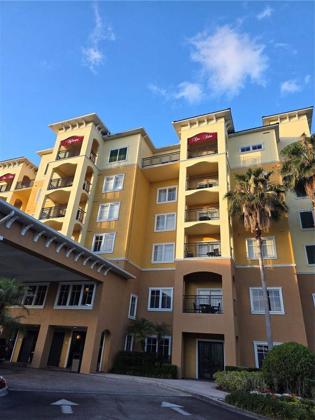 Photo of 8101 Resort Village Drive #3904, Orlando, FL 32821 (MLS # S5151351)