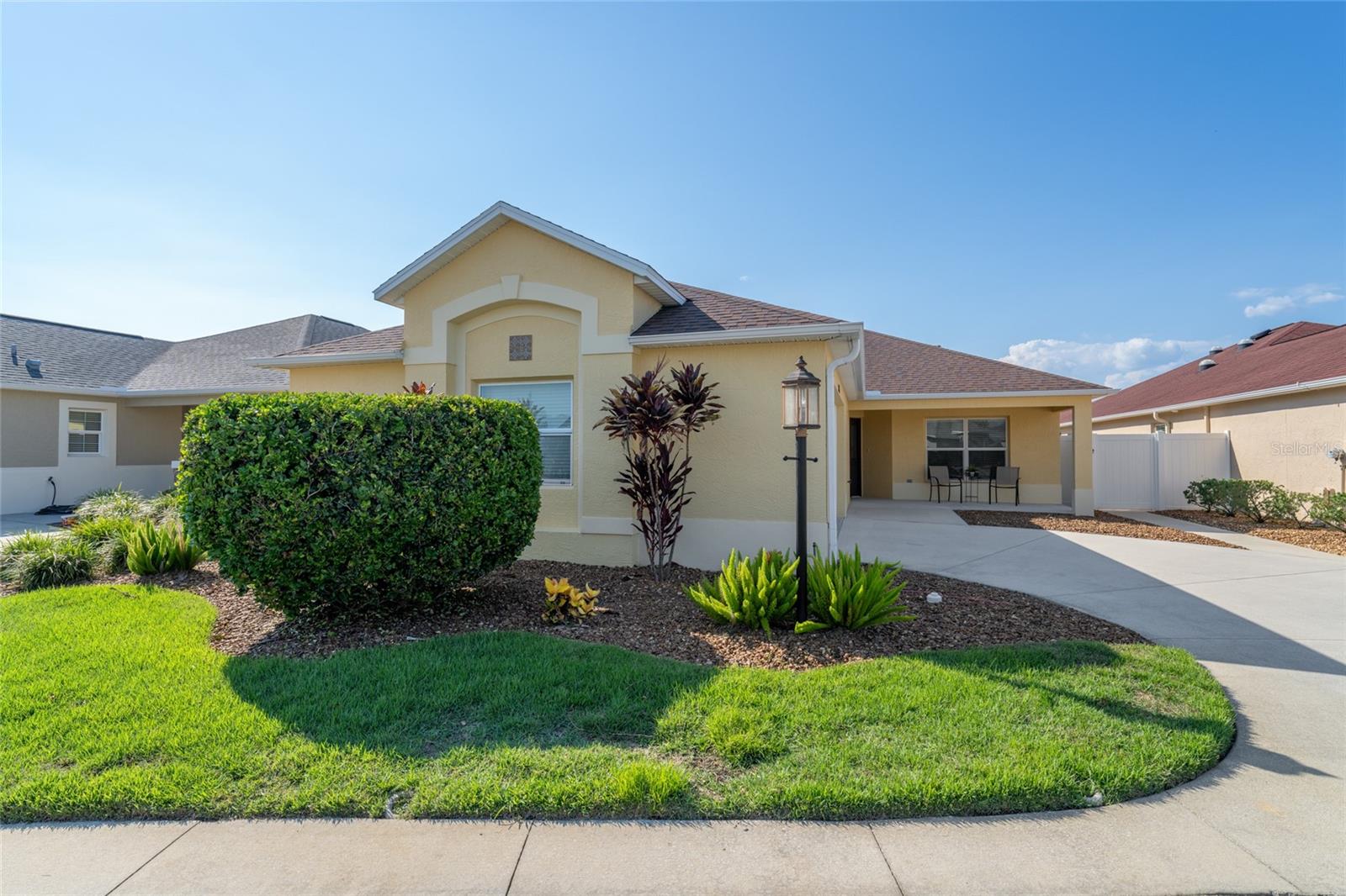 3006 ROSEBRIAR LANE