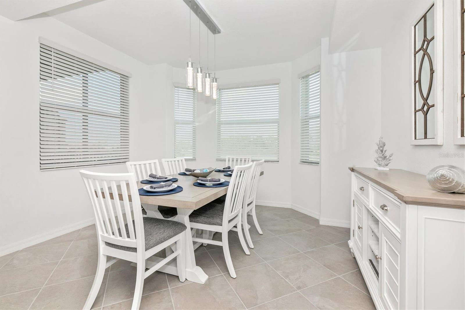 WELLEN PARK GOLF & COUNTRY CLUB - Residential Lease
