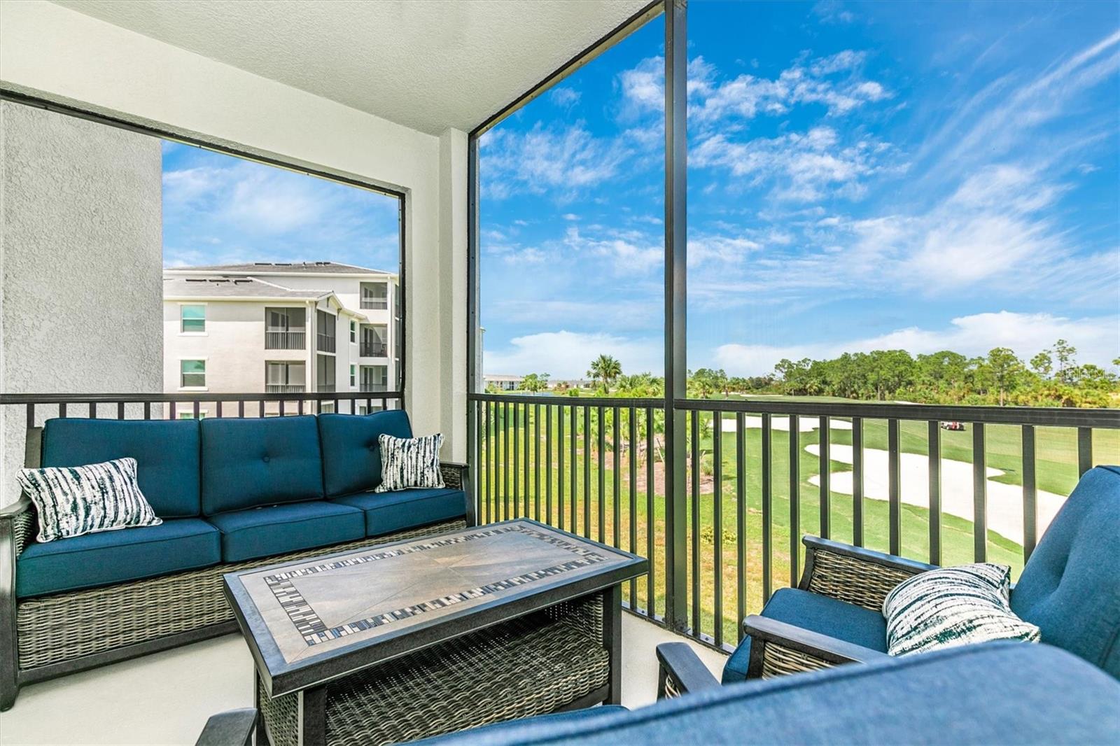 WELLEN PARK GOLF & COUNTRY CLUB - Residential Lease