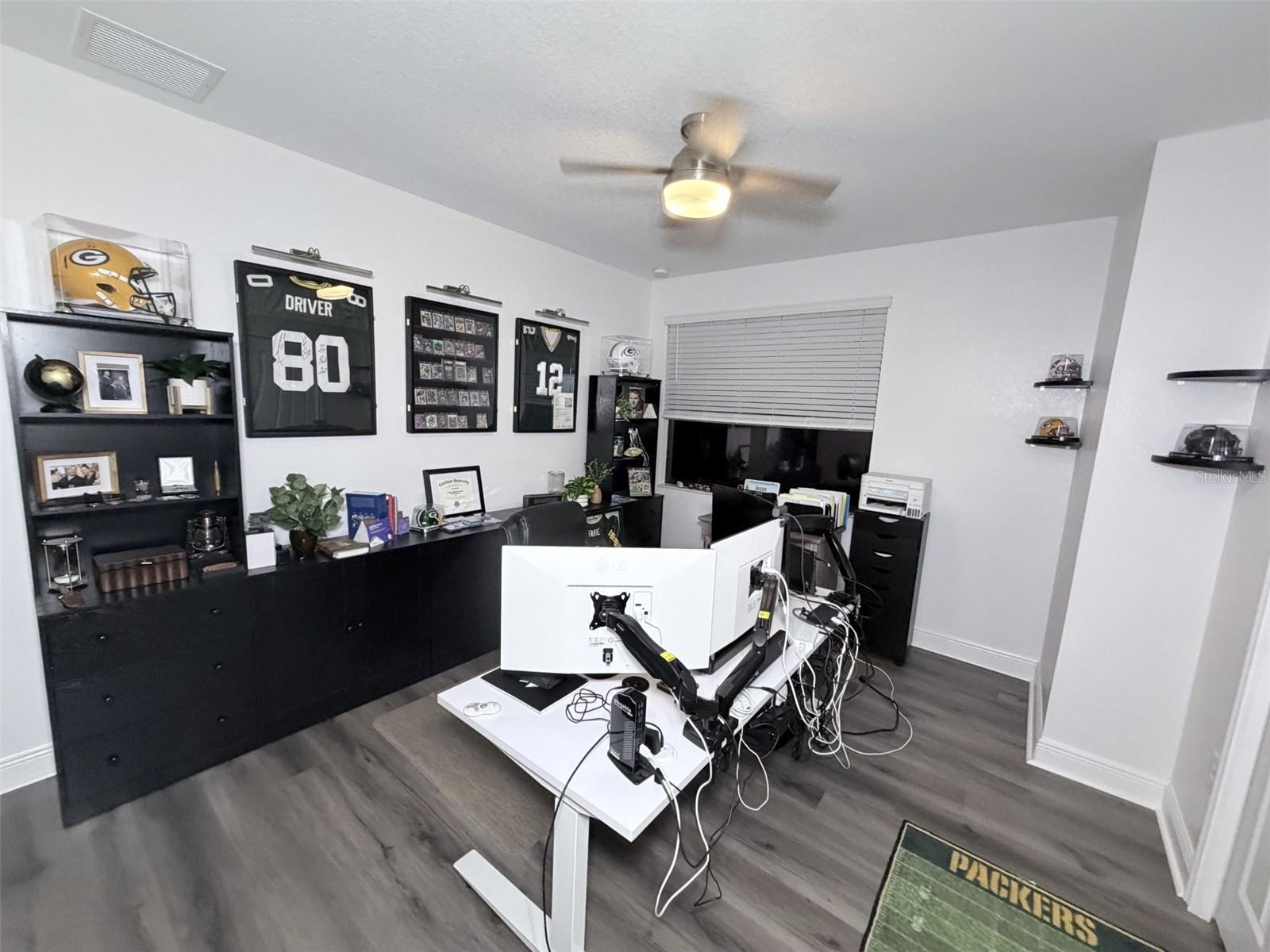 LAKESIDE PH 6 - Residential