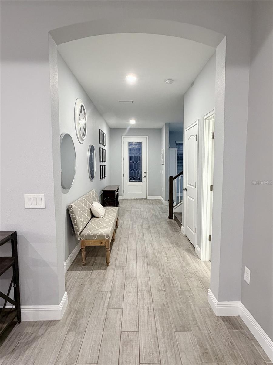 LAKESIDE PH 6 - Residential