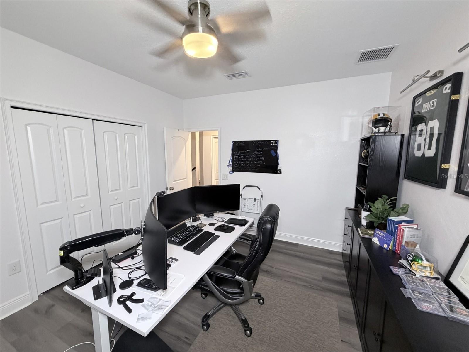 LAKESIDE PH 6 - Residential