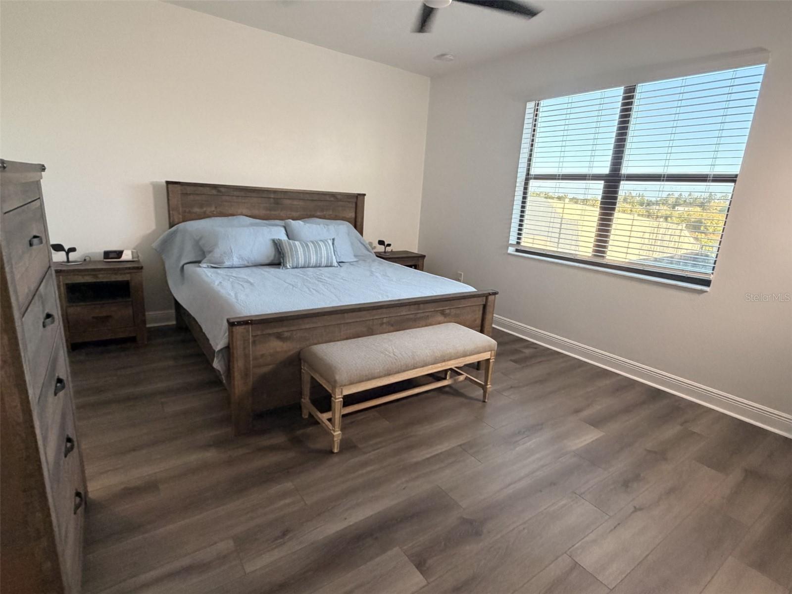 LAKESIDE PH 6 - Residential