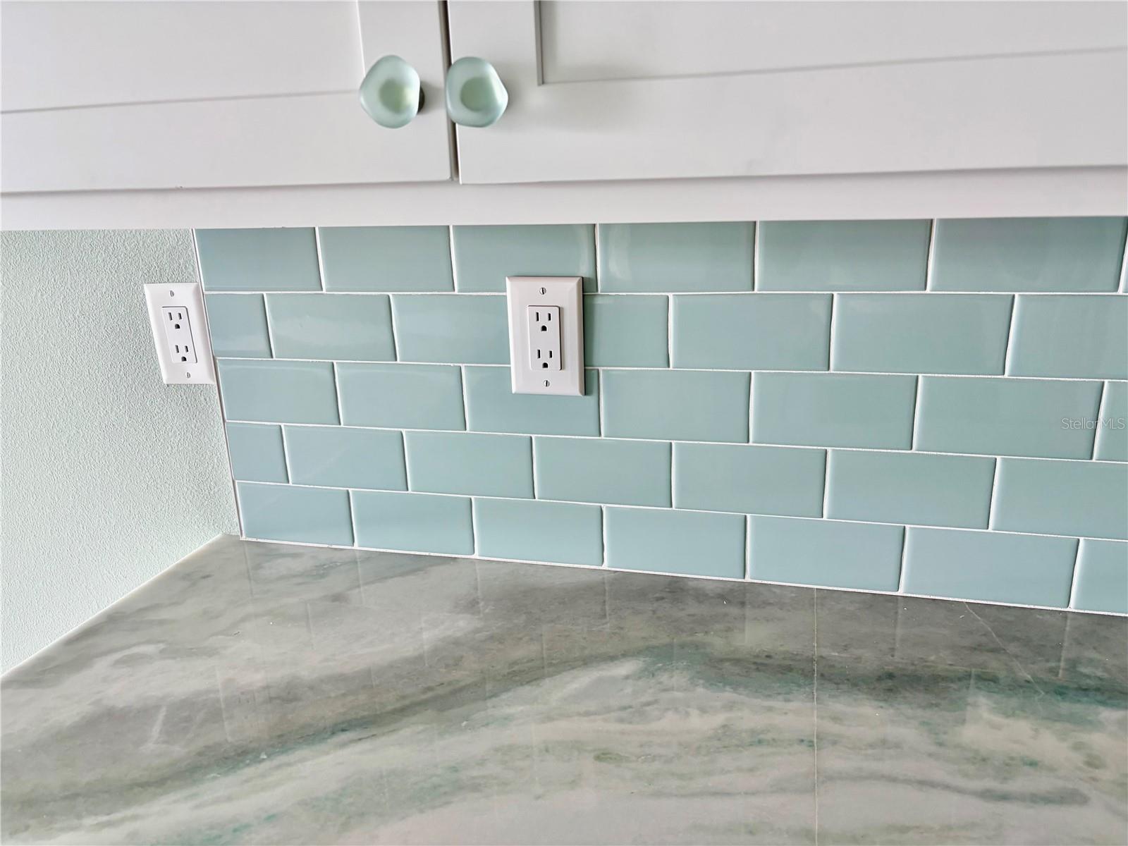 TREASURE ISLAND TENNIS & YACHT CLUB - Residential