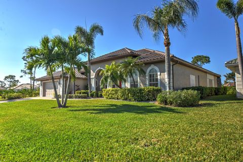 A home in PUNTA GORDA