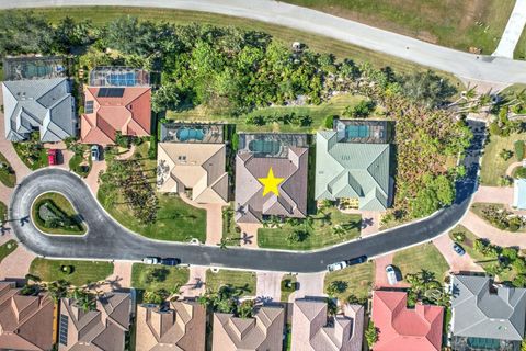 A home in PUNTA GORDA