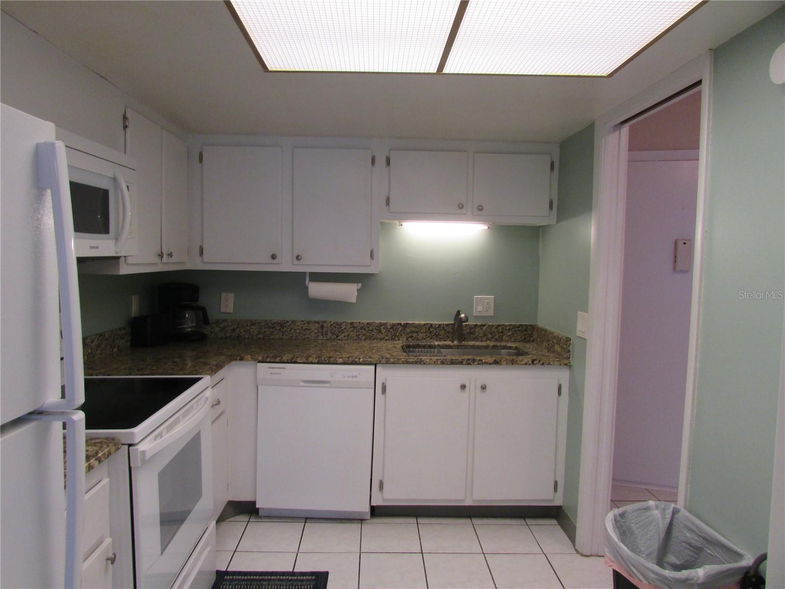 BELLEAIR SANDS THE CONDO - Residential Lease