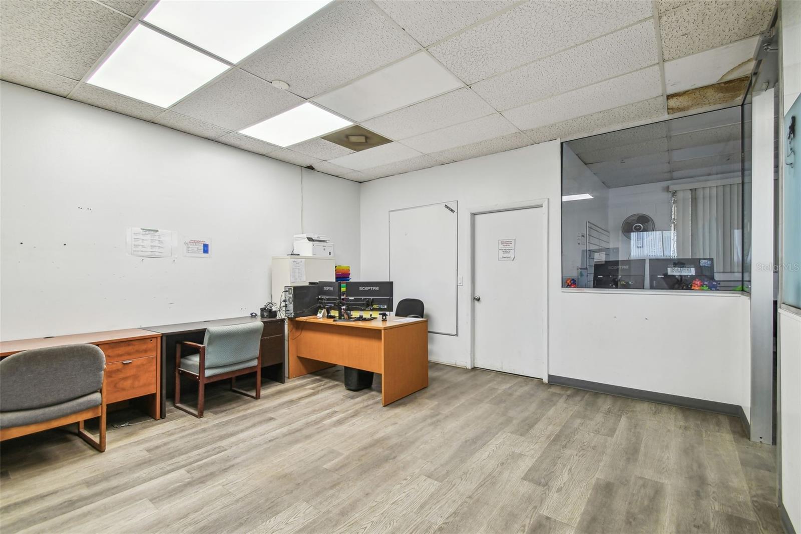 SCHLEY - Commercial Sale
