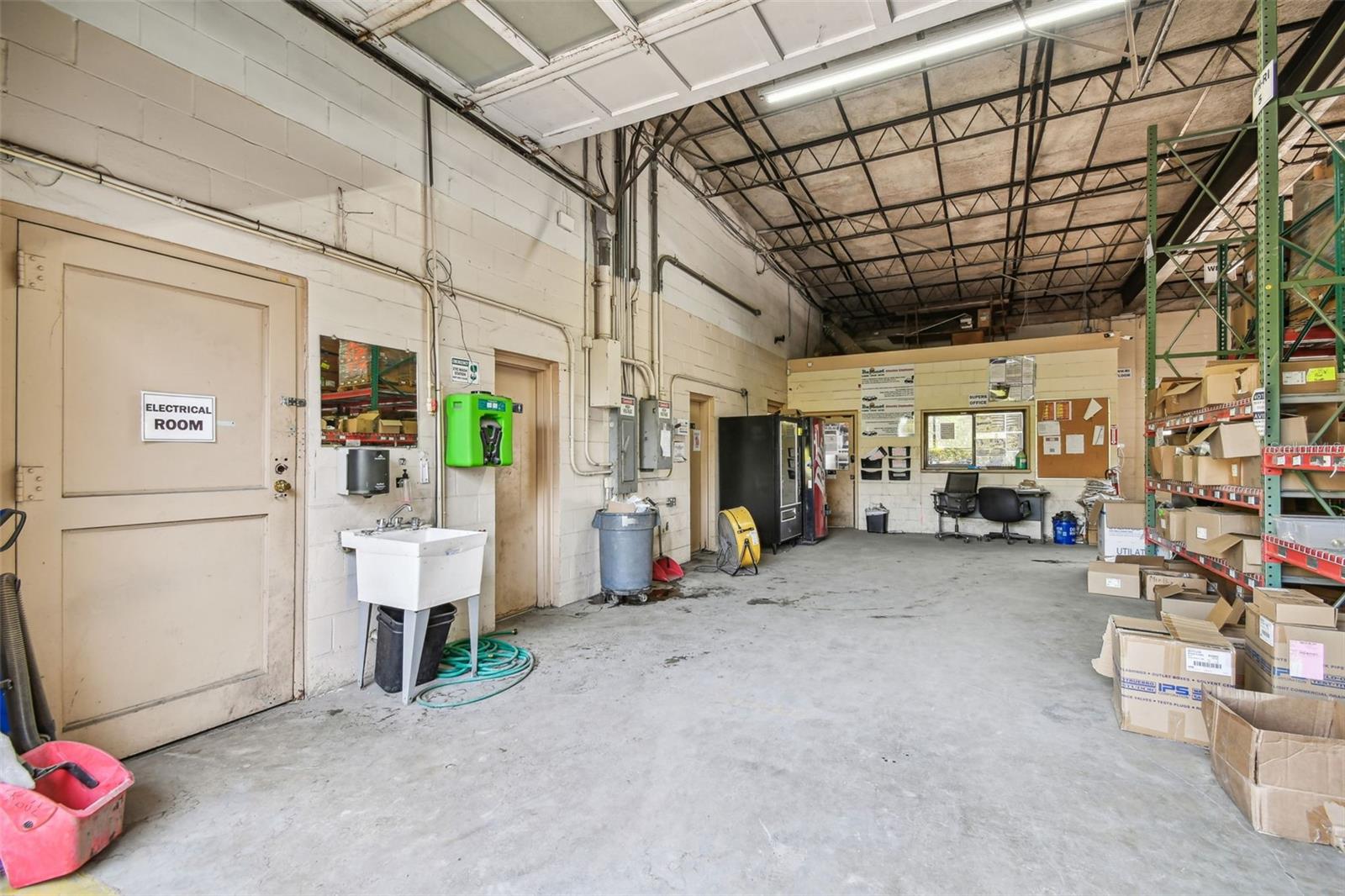 SCHLEY - Commercial Sale