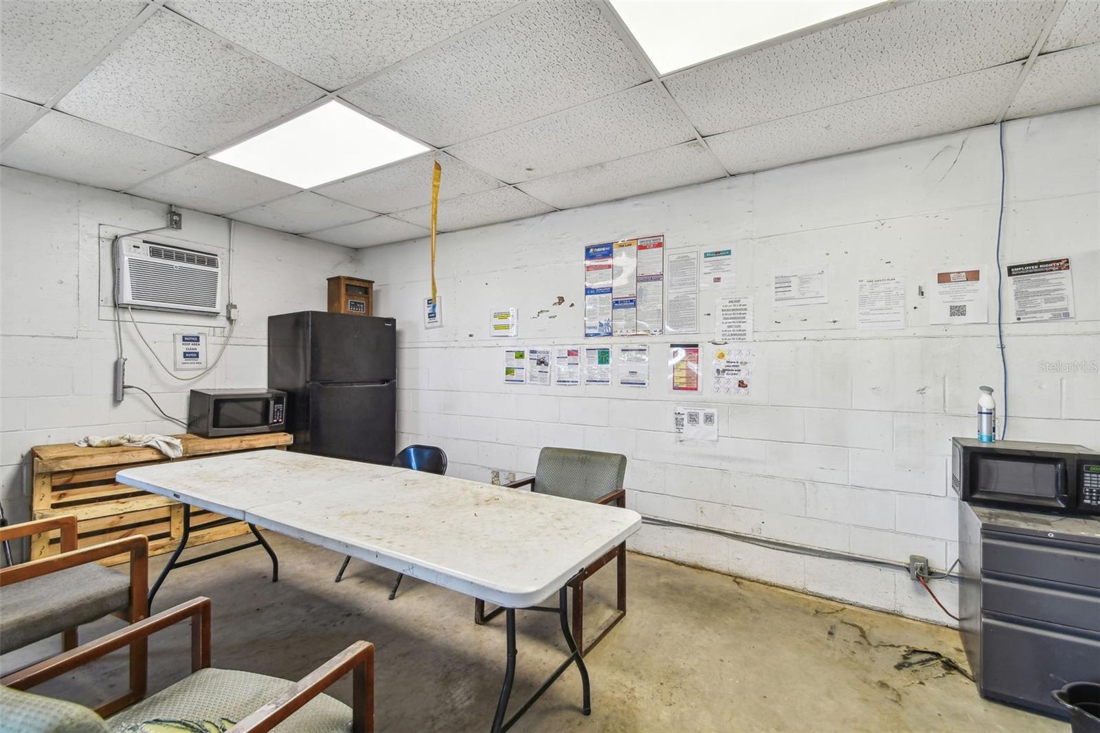 SCHLEY - Commercial Sale