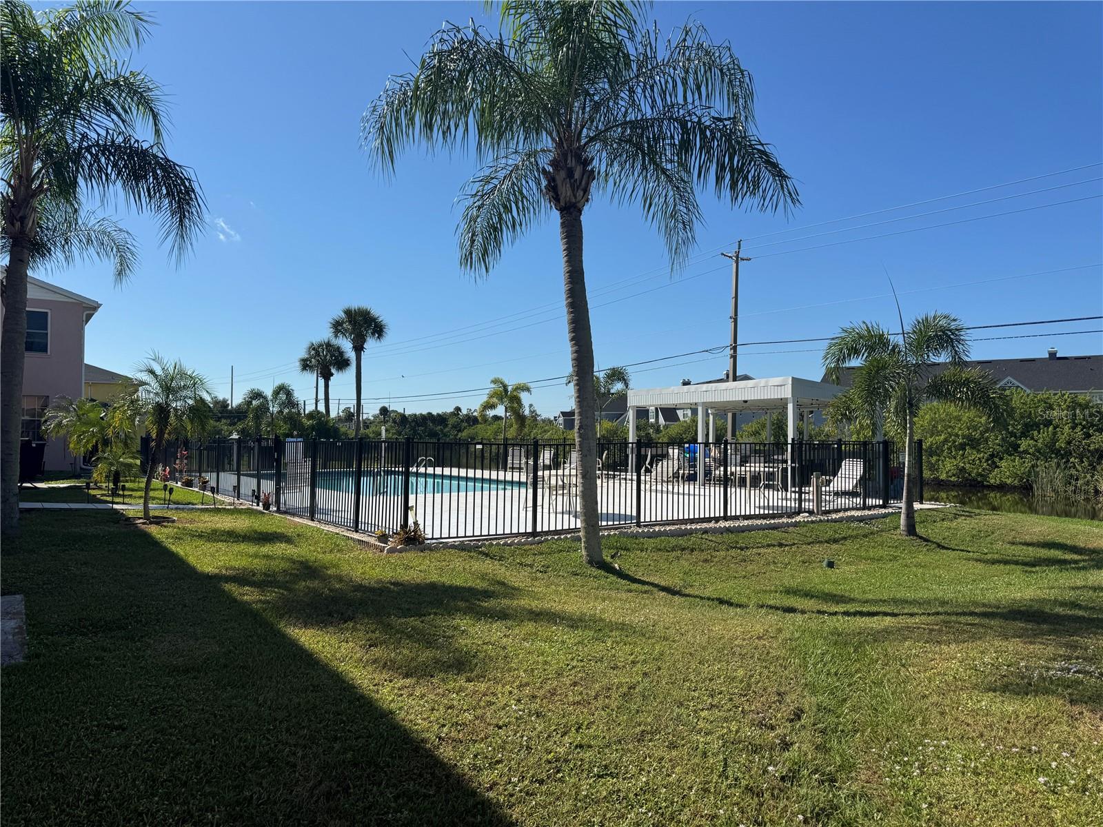 CLUBHOUSE PH 02 - Residential