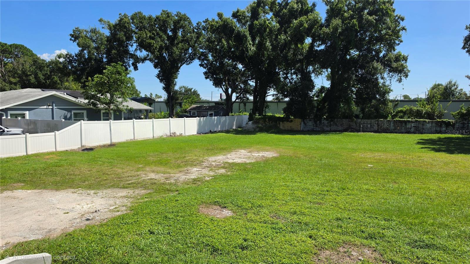4034 W COMANCHE AVENUE