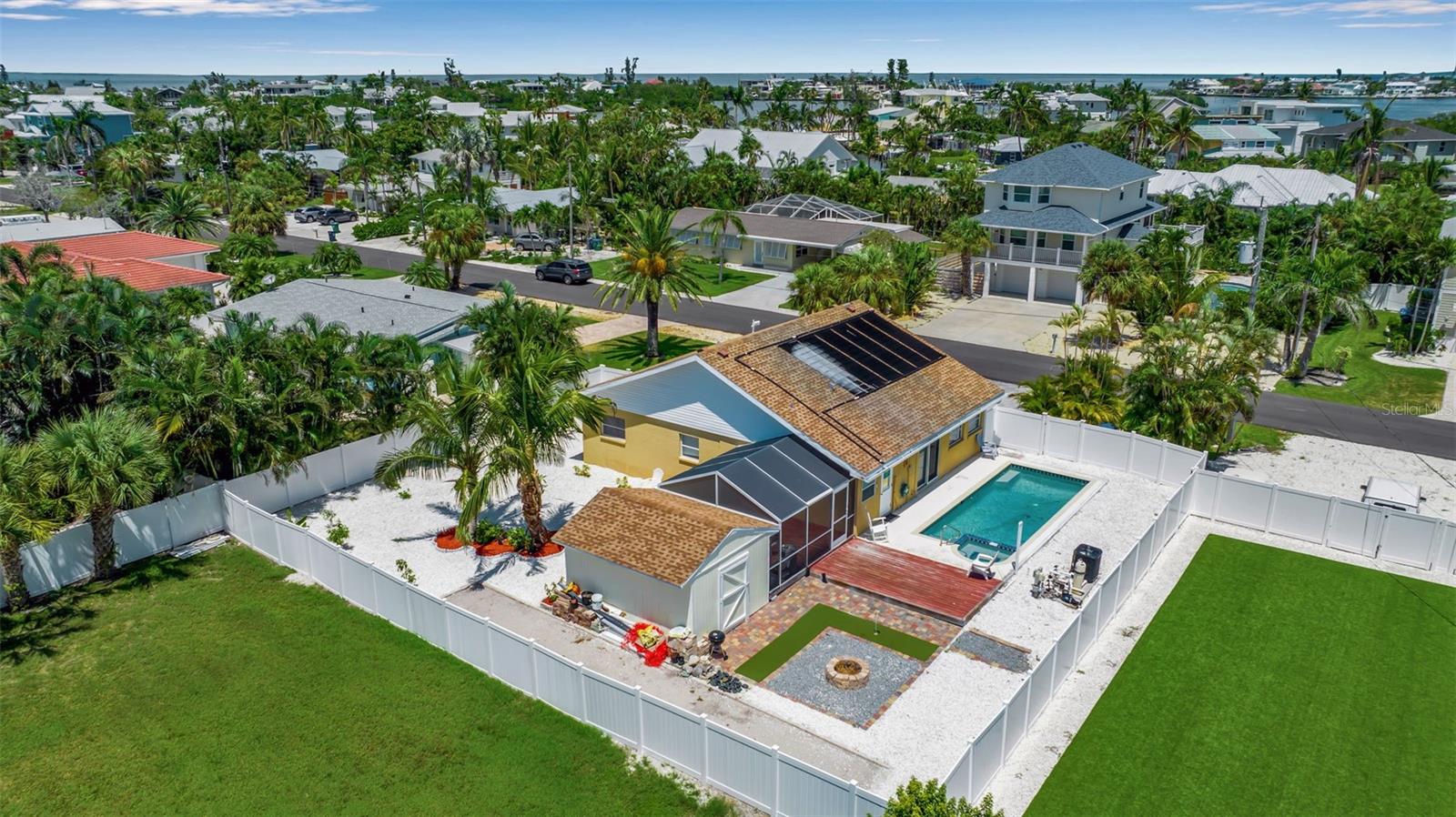 HOLMES BEACH 34TH UNIT - Residential