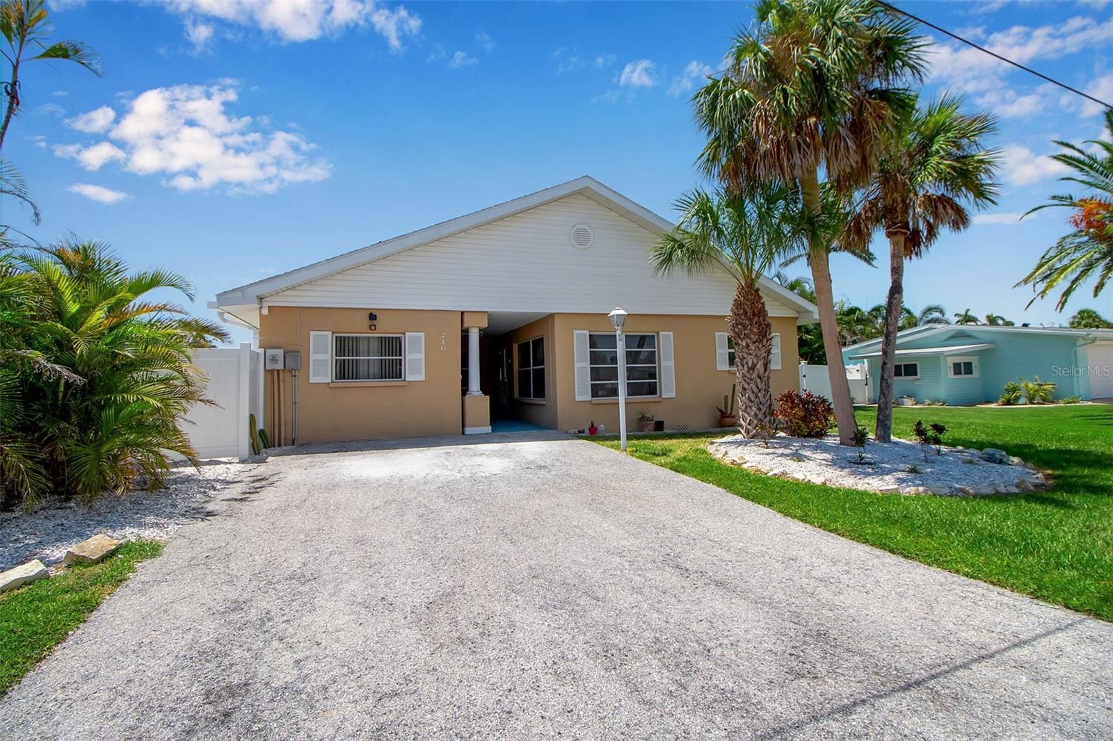 HOLMES BEACH 34TH UNIT - Residential