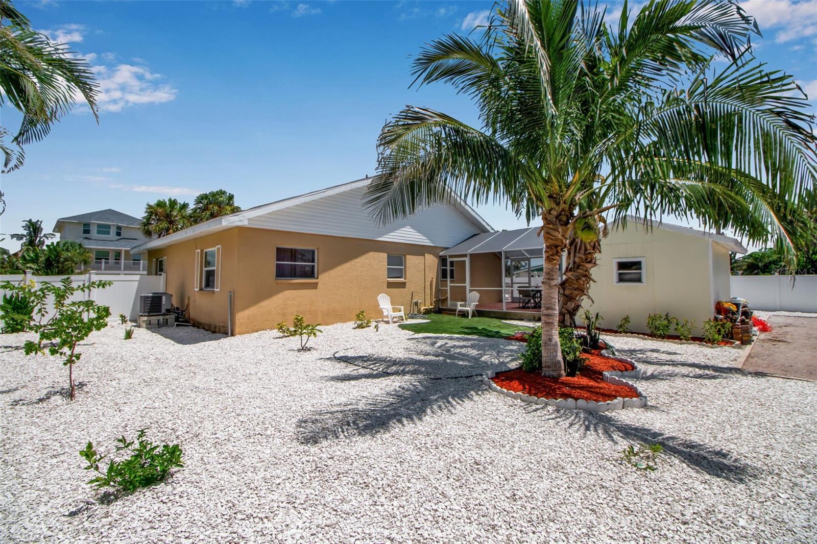 HOLMES BEACH 34TH UNIT - Residential