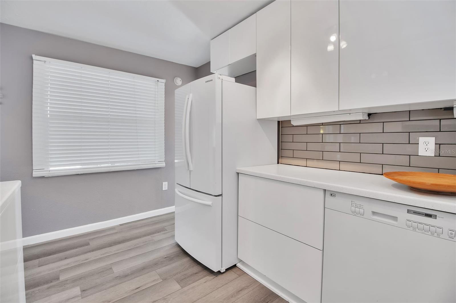 HOLMES BEACH 34TH UNIT - Residential