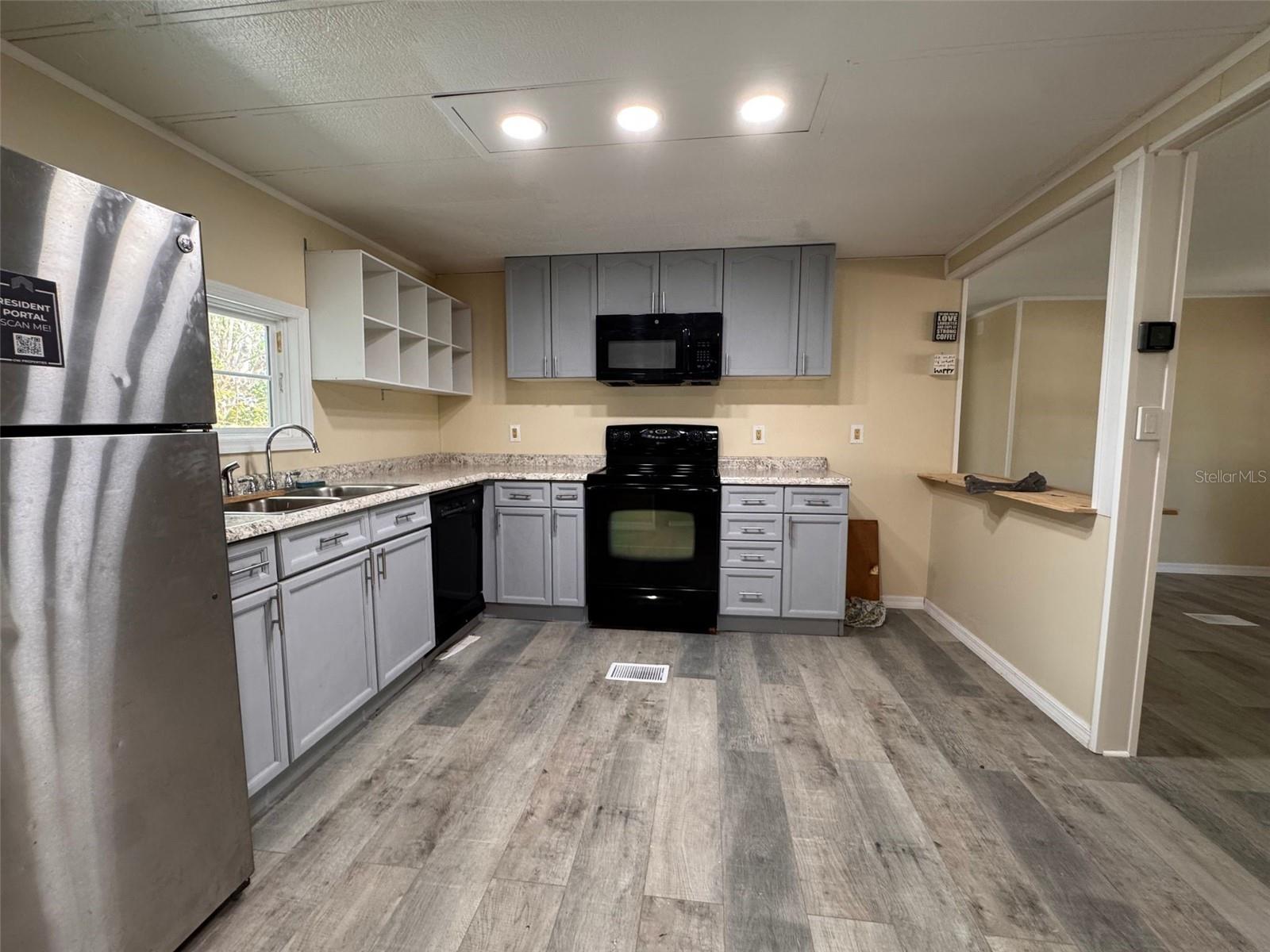 OAKRIDGE HEIGHTS - Residential