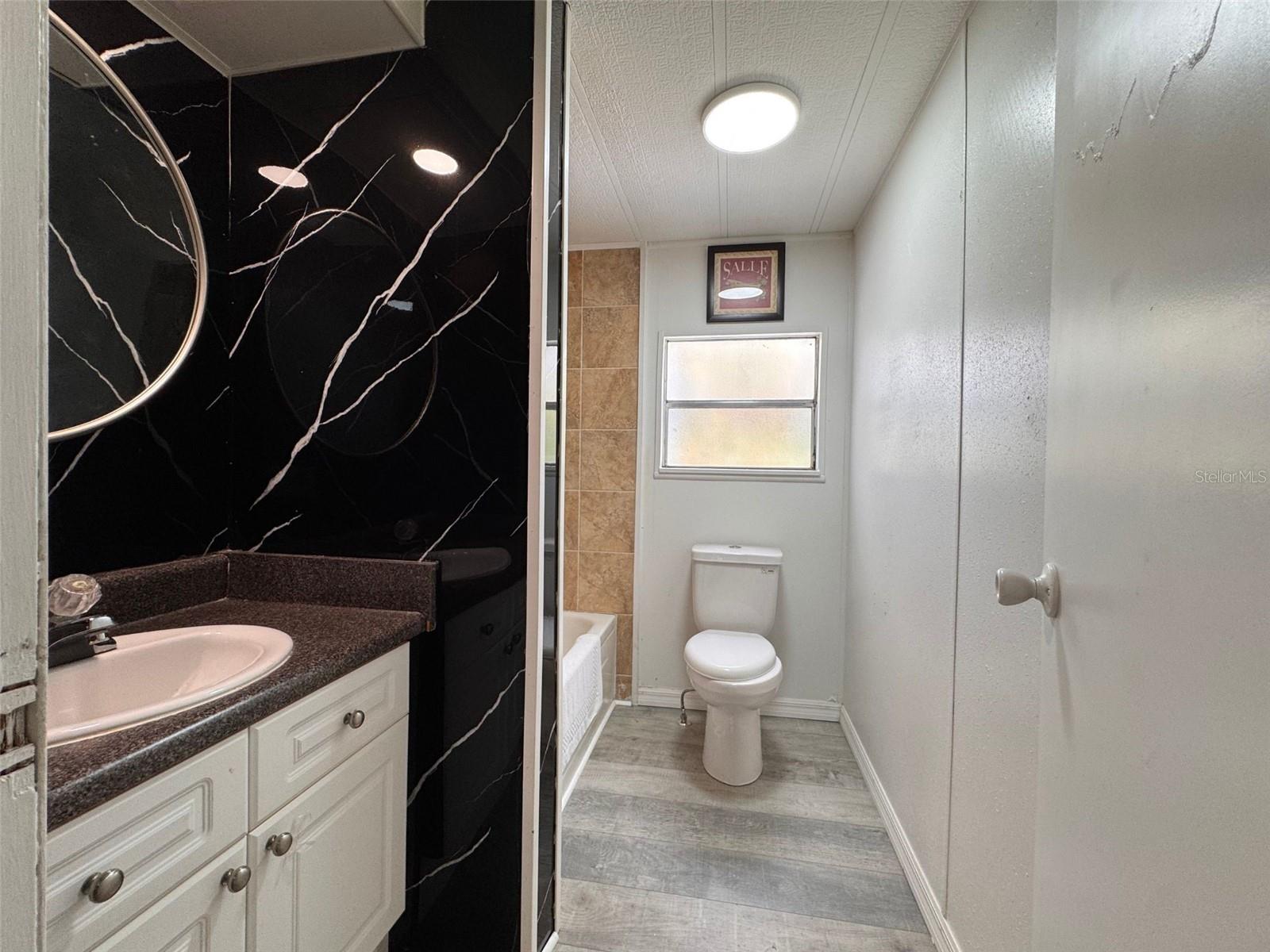 OAKRIDGE HEIGHTS - Residential