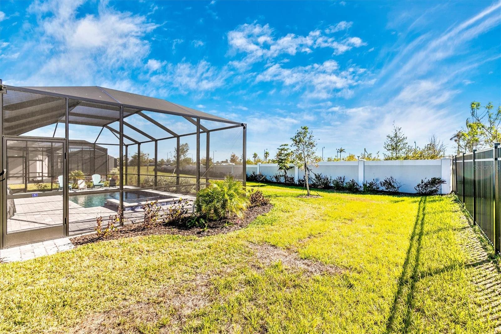WELLEN PARK GOLF & COUNTRY CLUB - Residential Lease