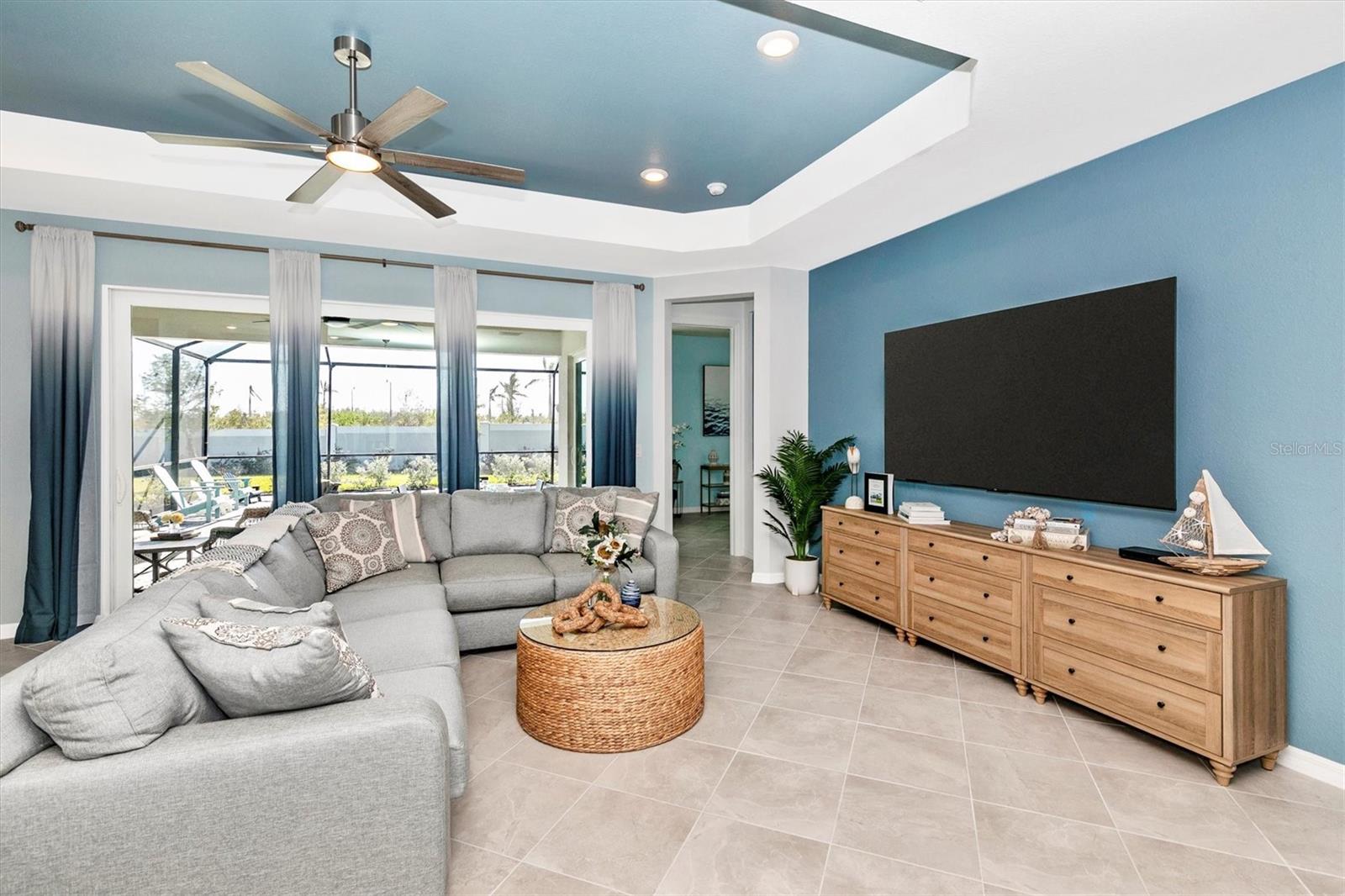 WELLEN PARK GOLF & COUNTRY CLUB - Residential Lease