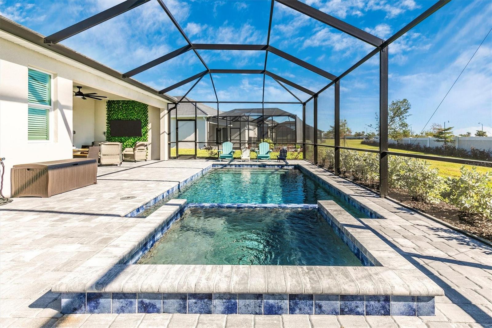 WELLEN PARK GOLF & COUNTRY CLUB - Residential Lease