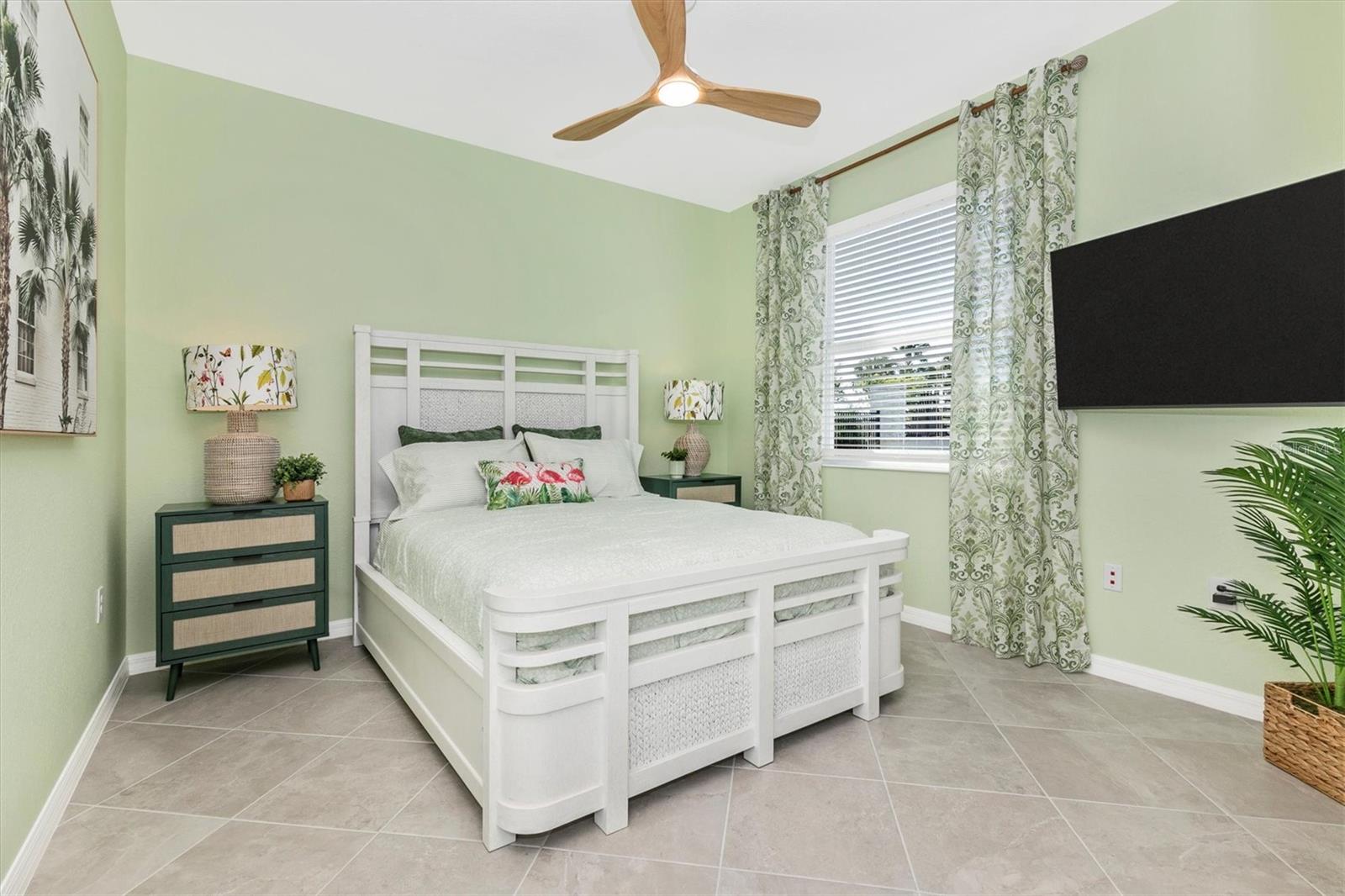 WELLEN PARK GOLF & COUNTRY CLUB - Residential Lease