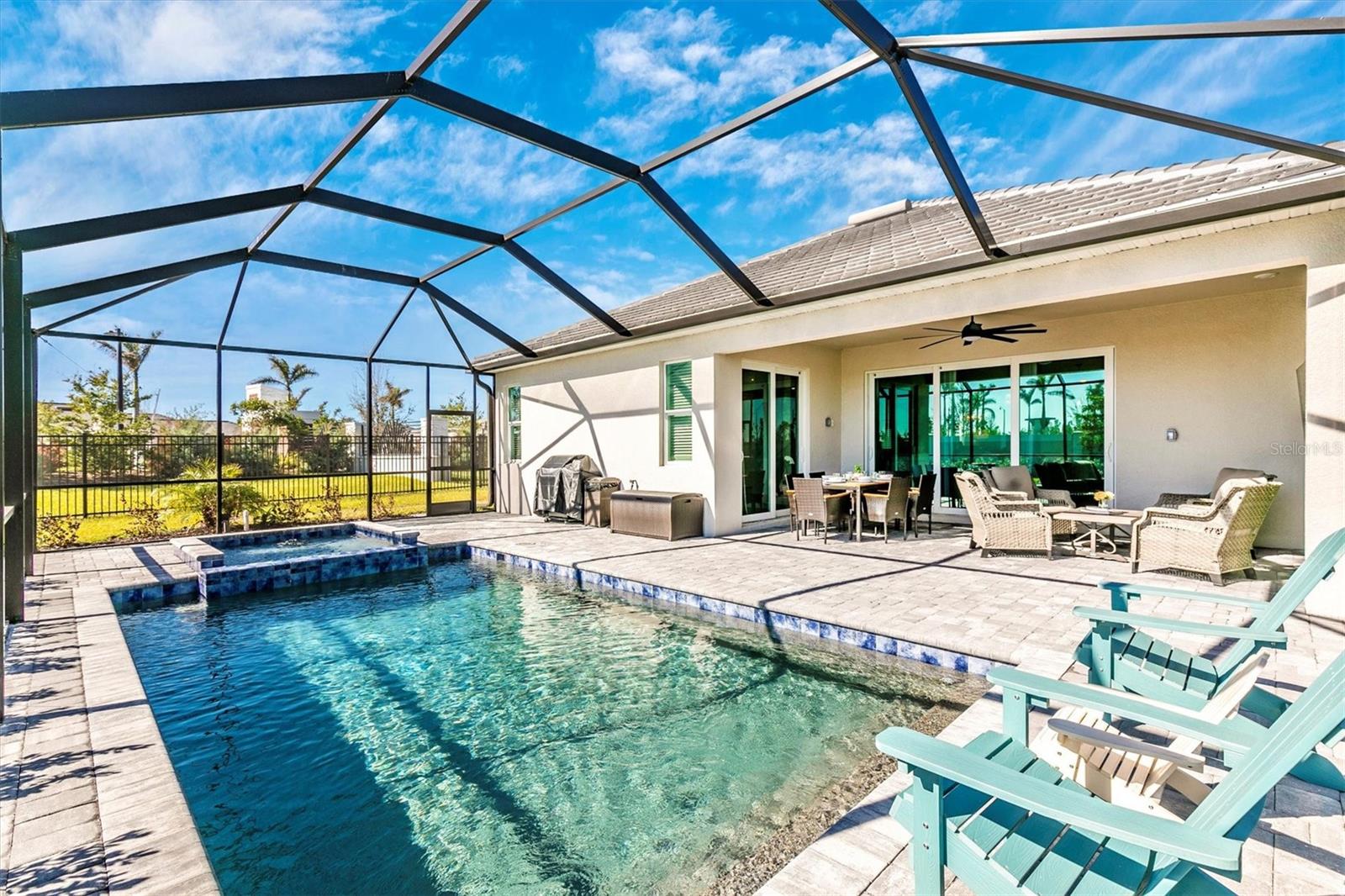 WELLEN PARK GOLF & COUNTRY CLUB - Residential Lease