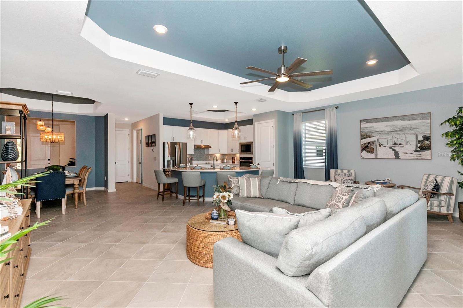 WELLEN PARK GOLF & COUNTRY CLUB - Residential Lease