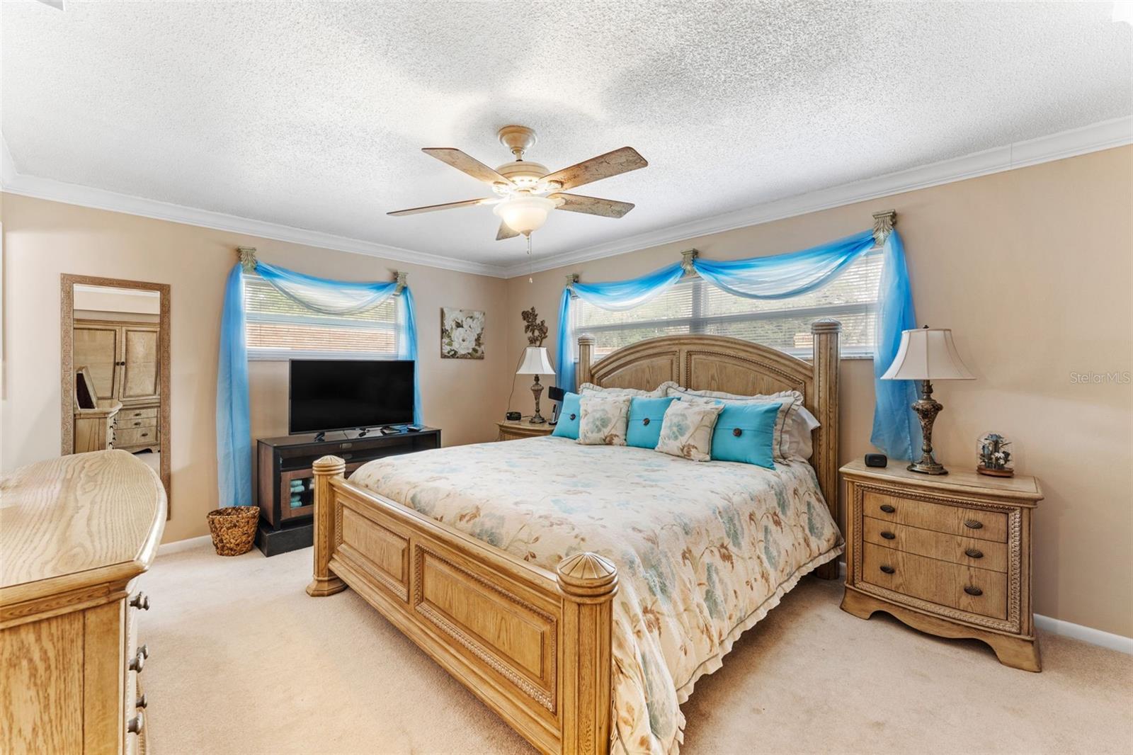 HIDDEN HARBOUR - Residential