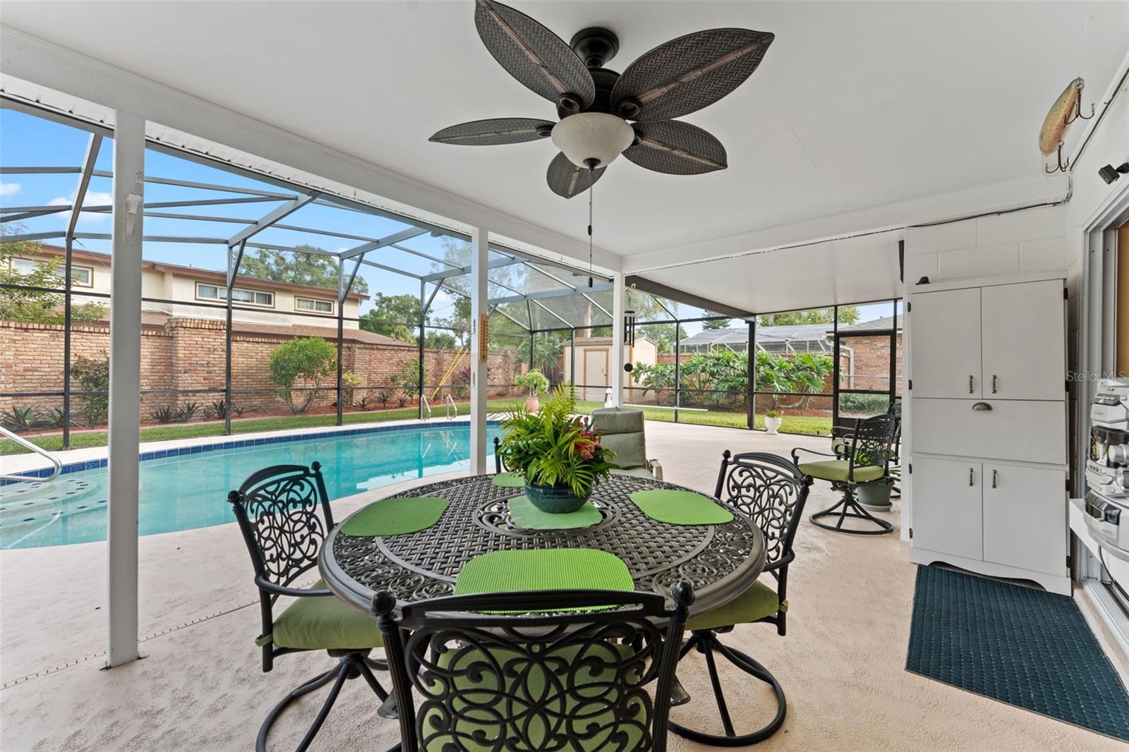 HIDDEN HARBOUR - Residential