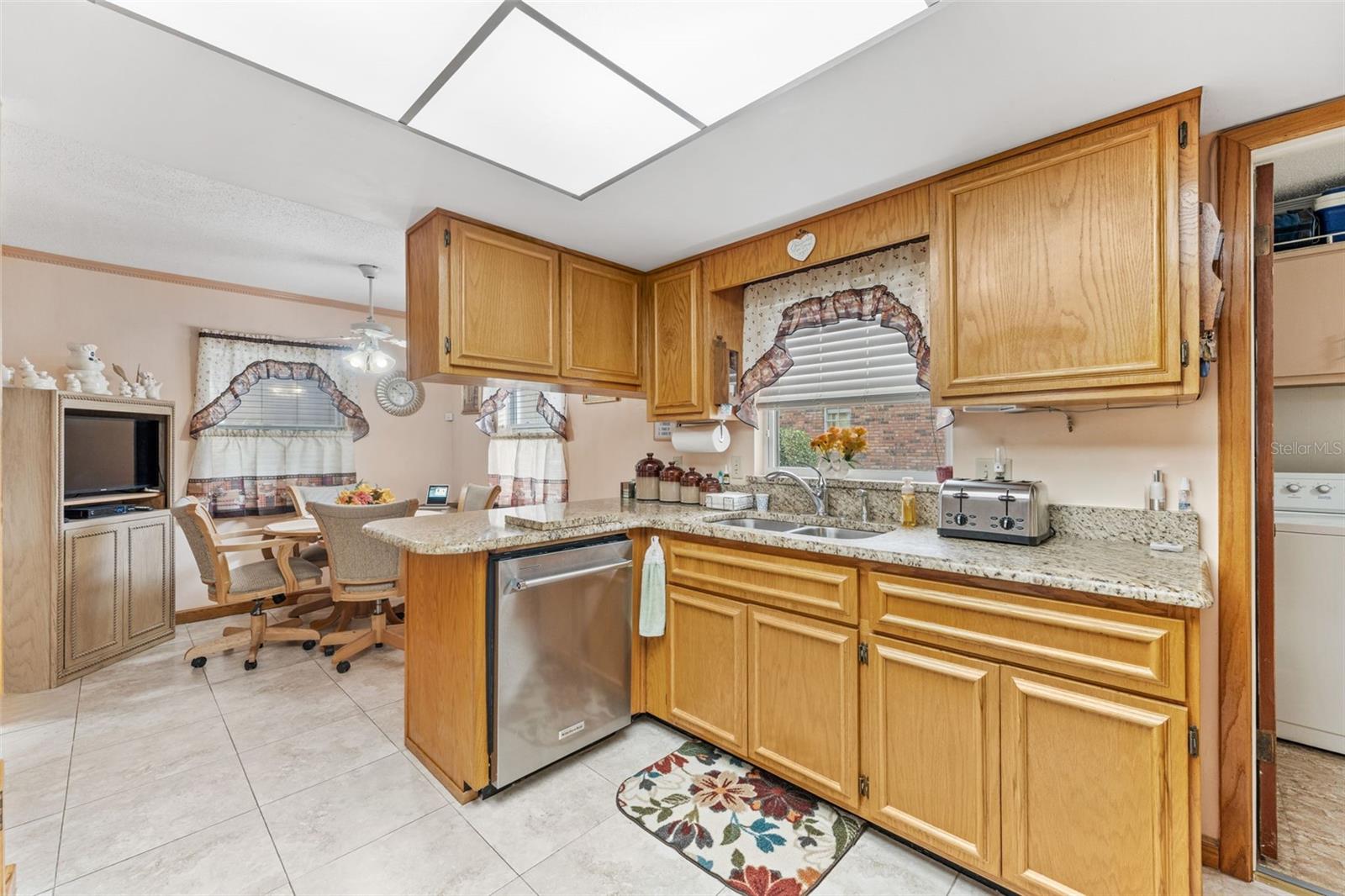 HIDDEN HARBOUR - Residential