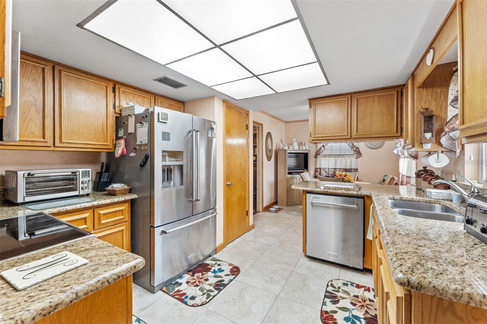 HIDDEN HARBOUR - Residential