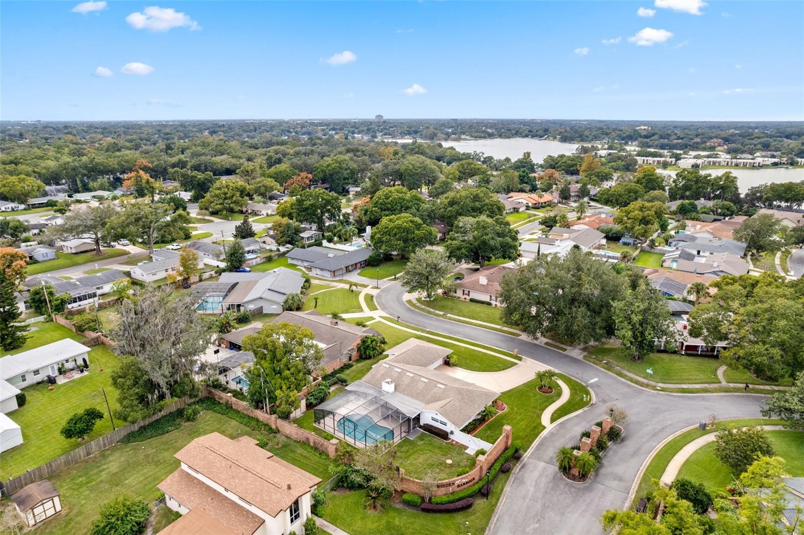 HIDDEN HARBOUR - Residential