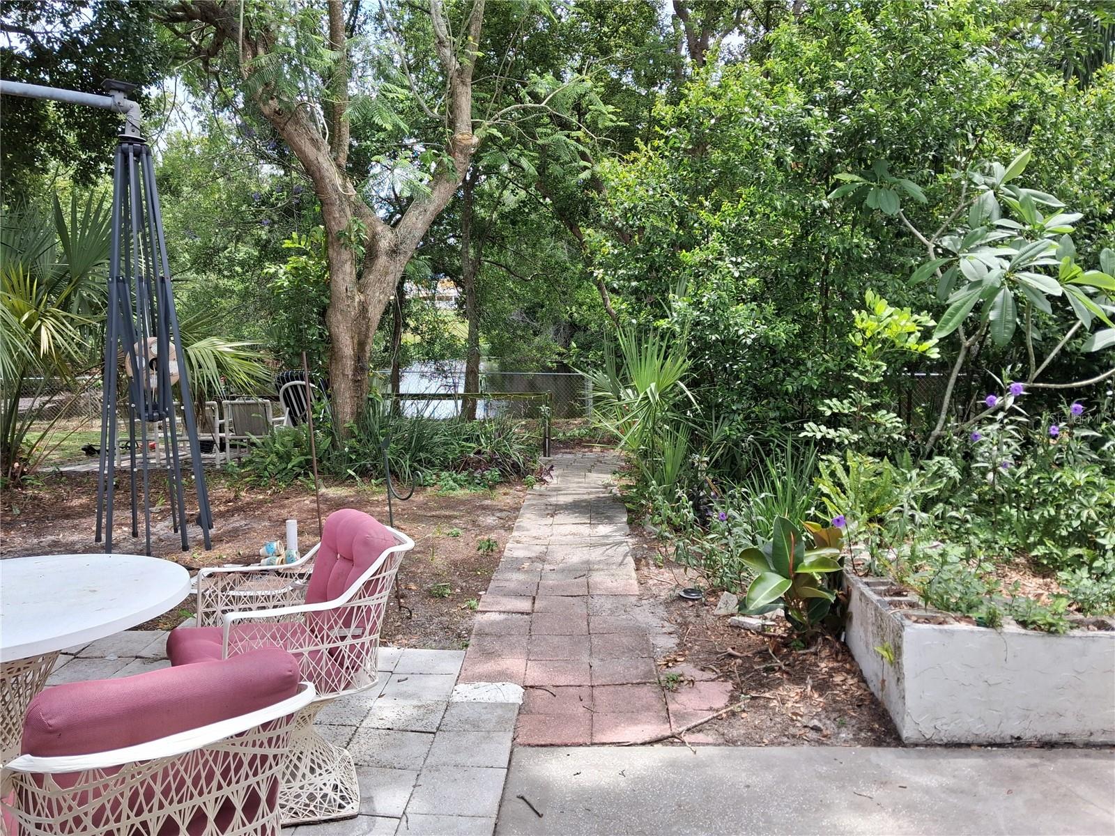 6934 OLDGATE CIRCLE