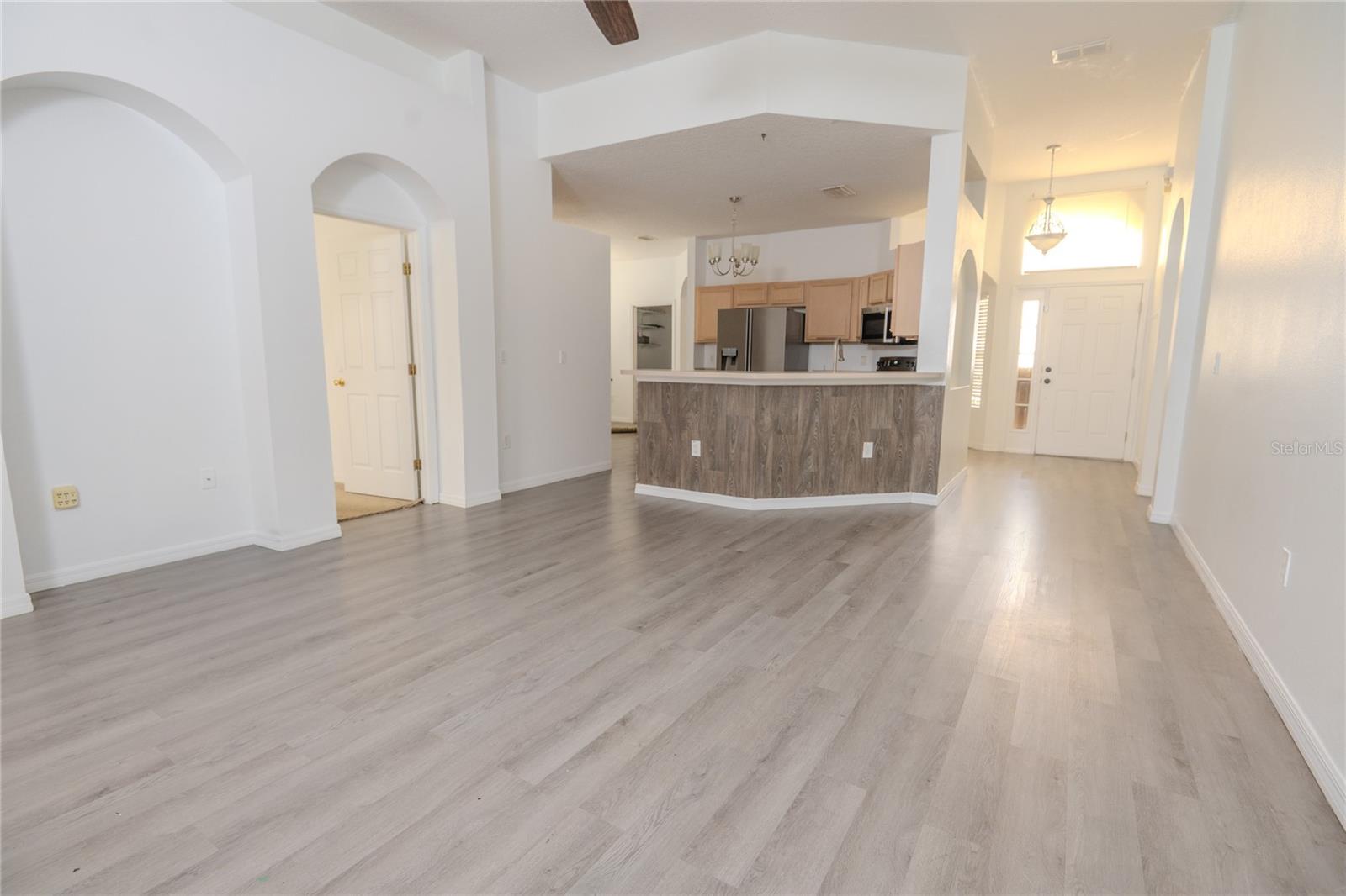 CALABAY PARK AT TOWER LAKE PH 02 - Residential