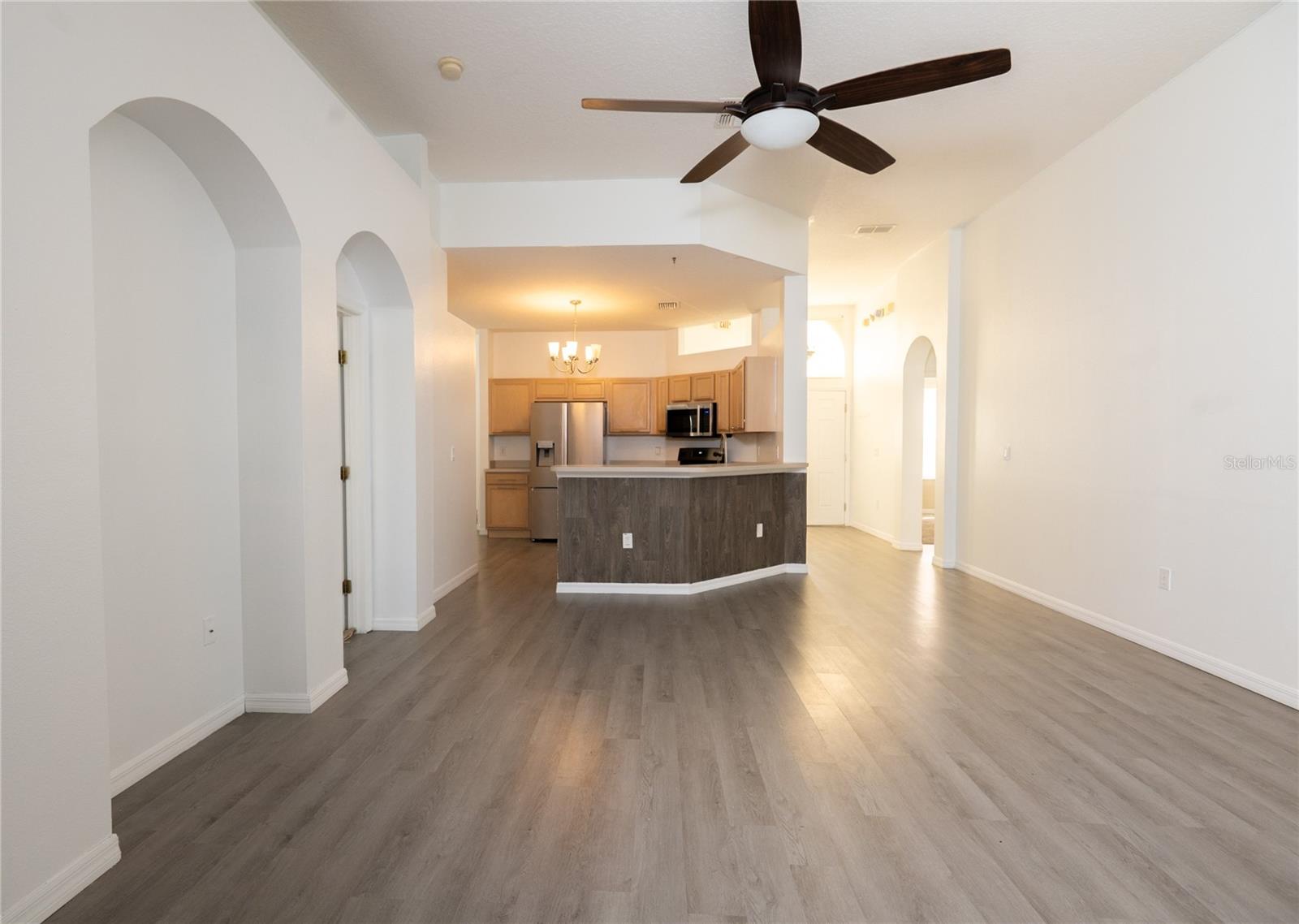 CALABAY PARK AT TOWER LAKE PH 02 - Residential