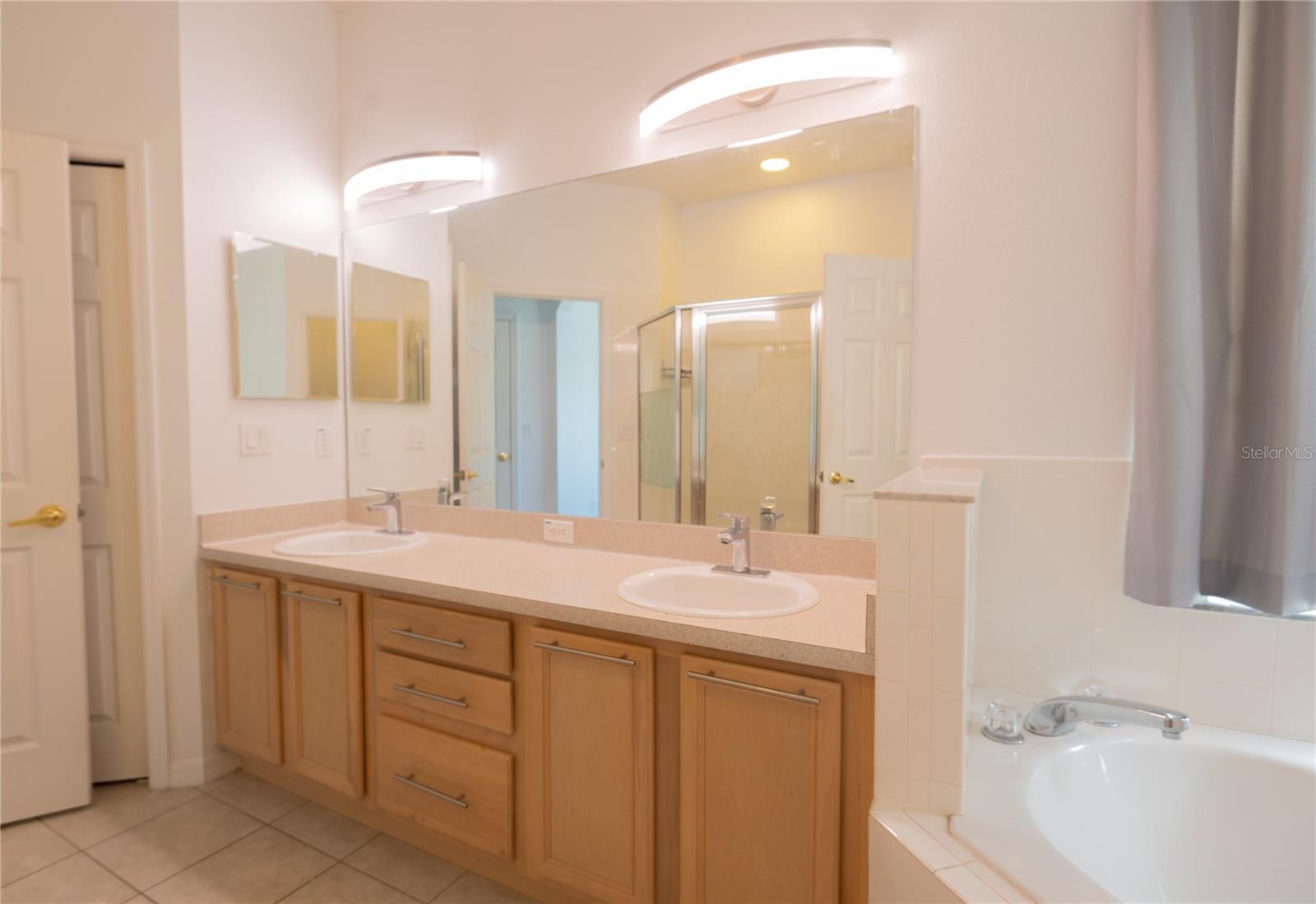 CALABAY PARK AT TOWER LAKE PH 02 - Residential