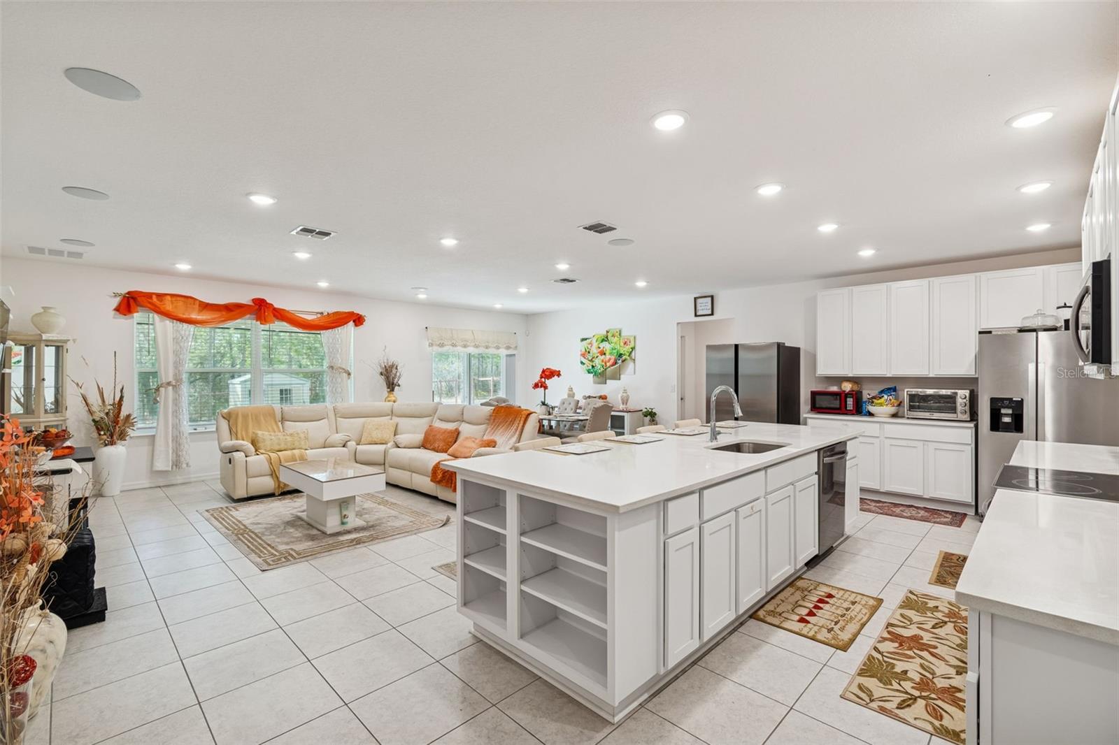 ROYAL HIGHLANDS UNIT 8 - Residential